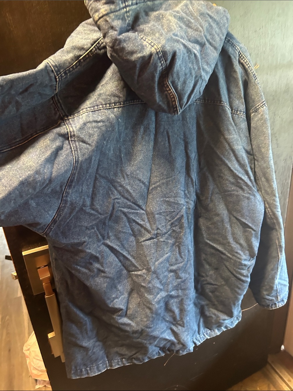 90’s Vintage Hooded Denim Toggle Jacket - Picture 10 of 10